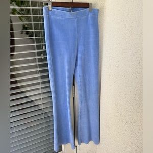 arie flair pants